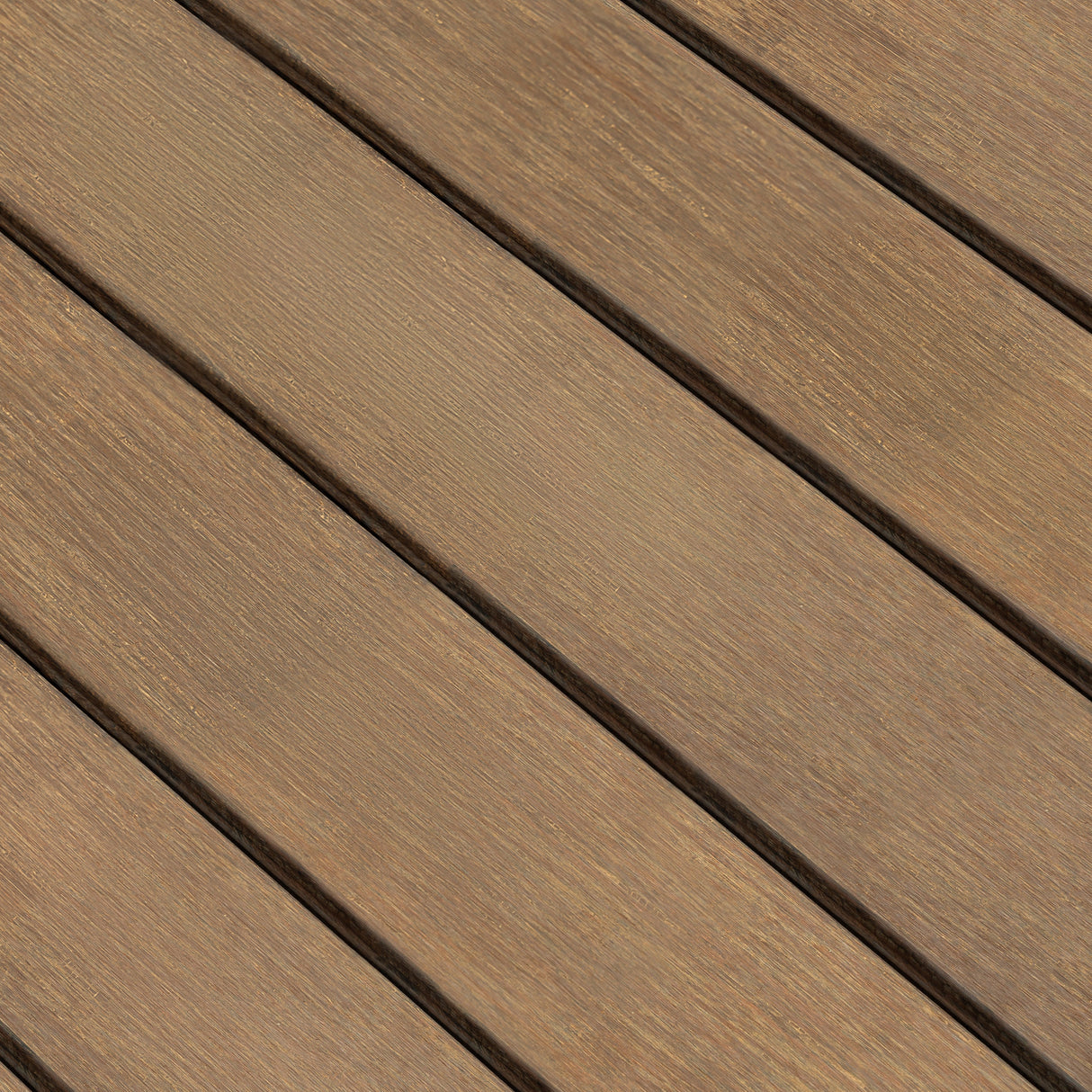 X-treme Gevelplank - Glad - Bruin - Varibo - 1,8 x 10 x 185 cm