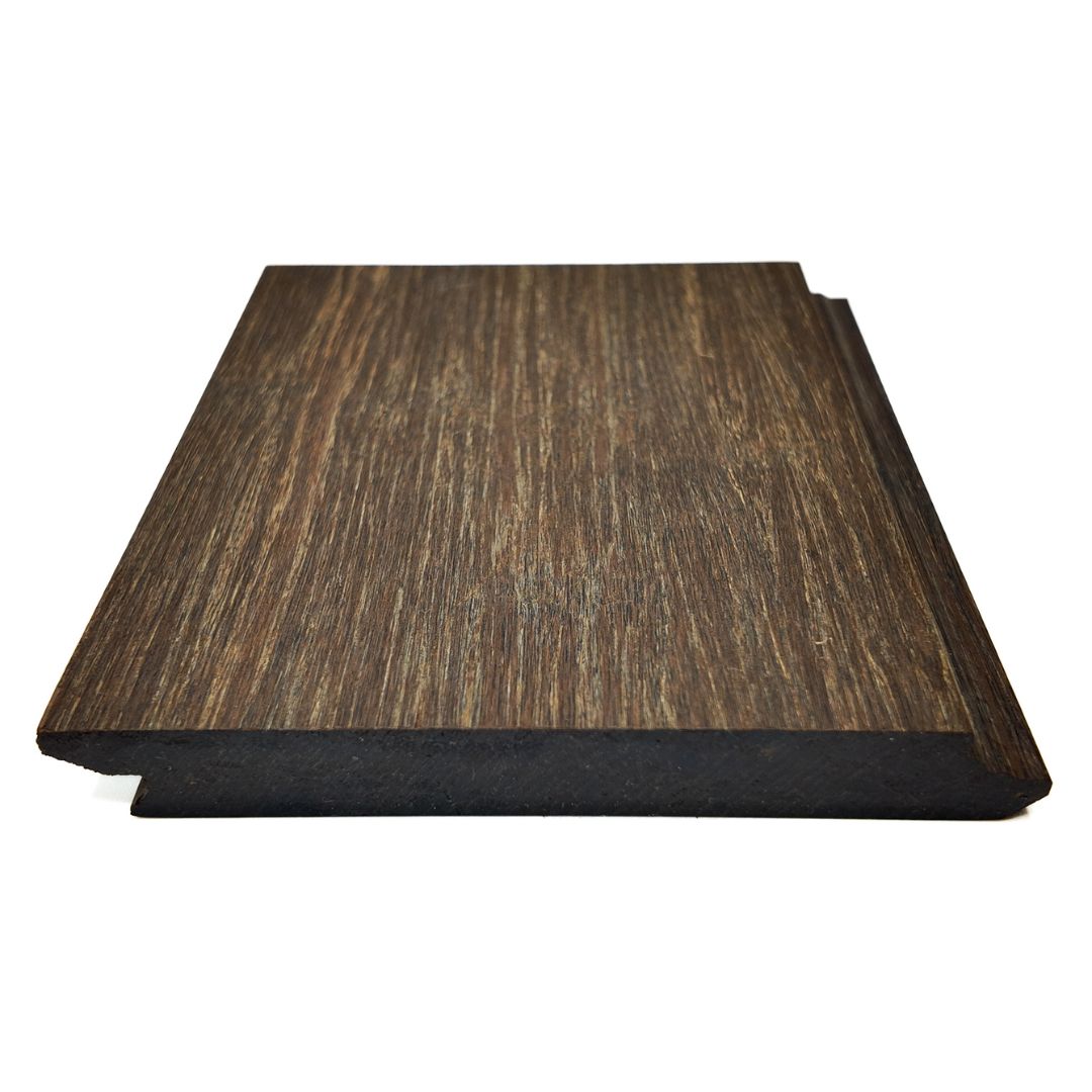 X-treme Gevelplank - Glad - Bruin - Varibo - 1,8 x 13,7 x 185 cm