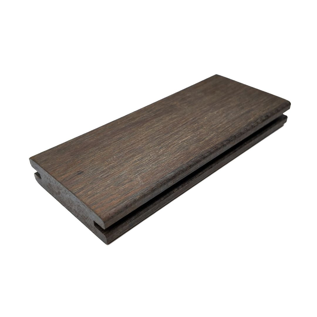 X-treme Gevelplank - Glad - Donker bruin - Varibo - 1,8 x 6,5 x 185 cm