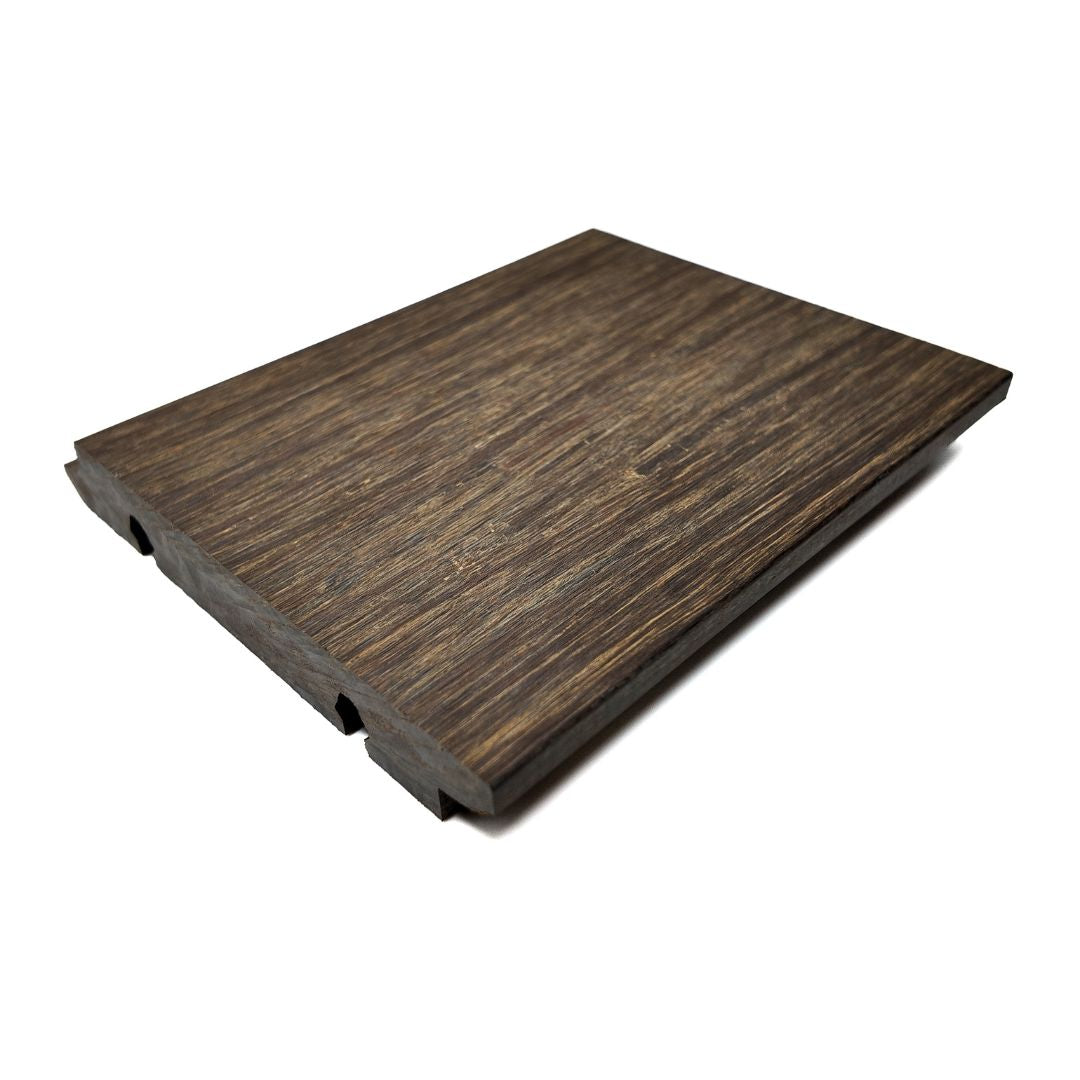 X-treme Gevelplank - Glad - Bruin - Varibo - 2 x 13,6 x 185 cm