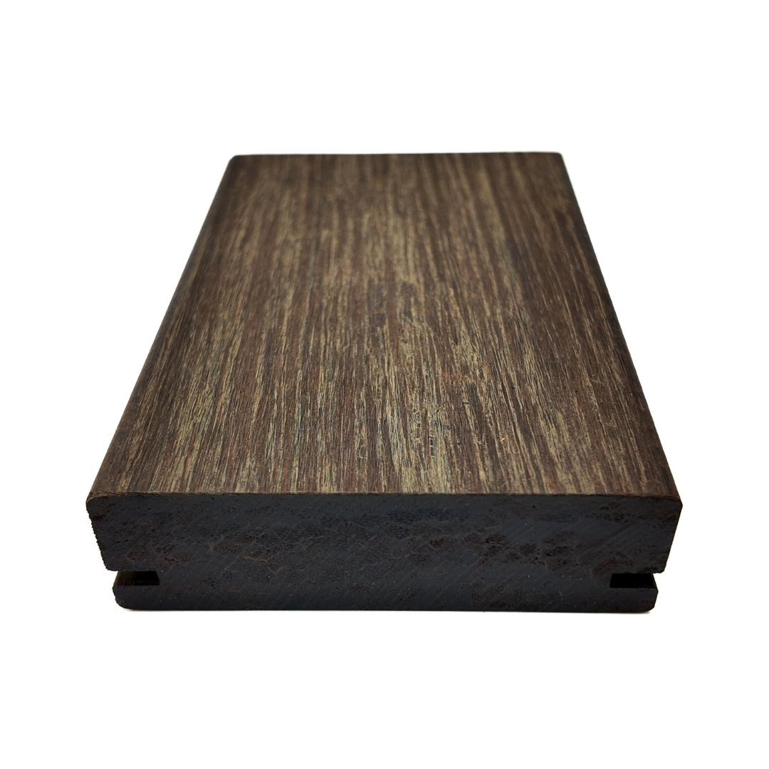 X-treme Gevelplank - Glad - Bruin - Varibo - 3 x 10 x 185 cm